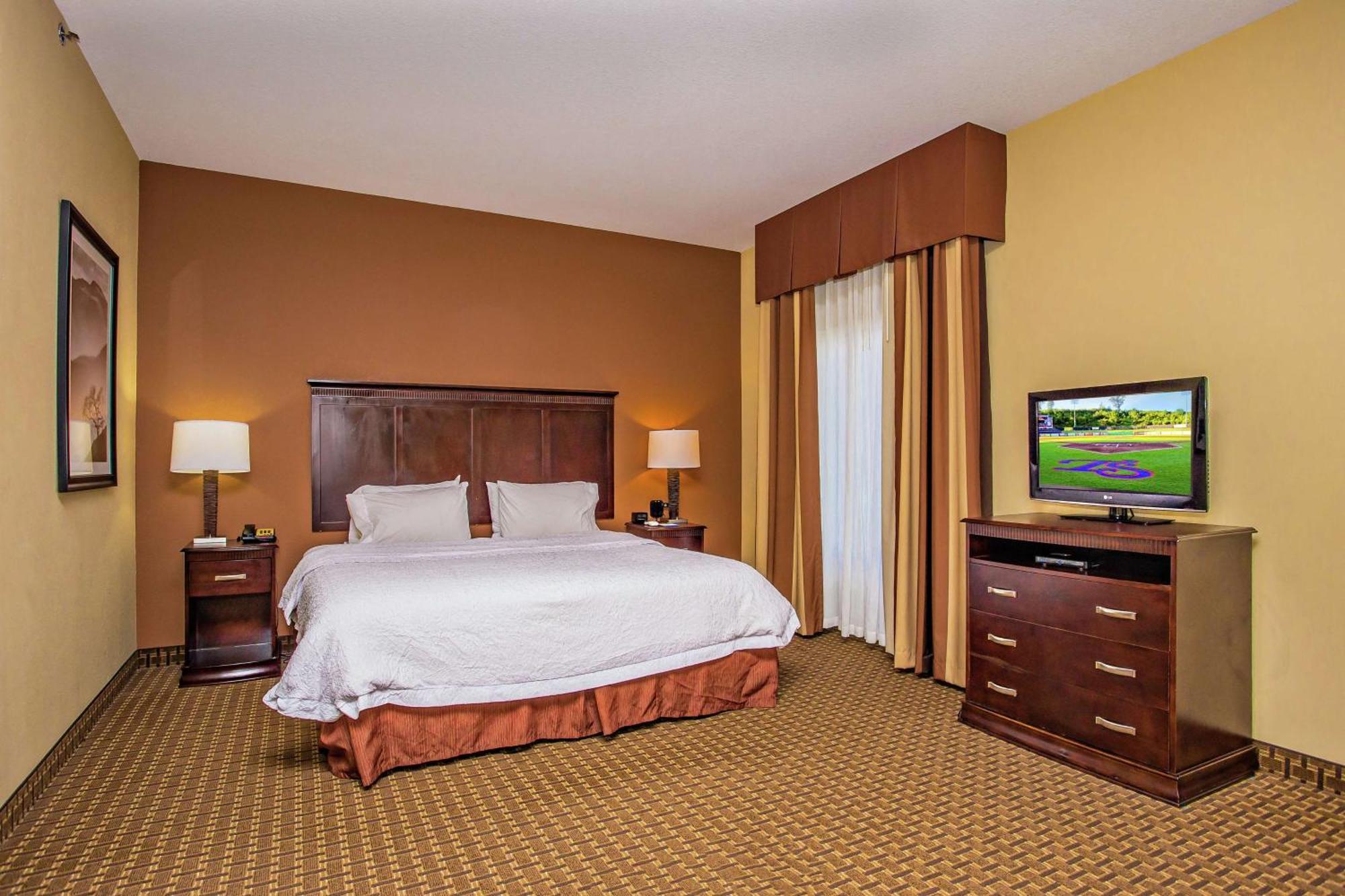 Hampton Inn & Suites Sevierville At Stadium Drive Кодак Экстерьер фото