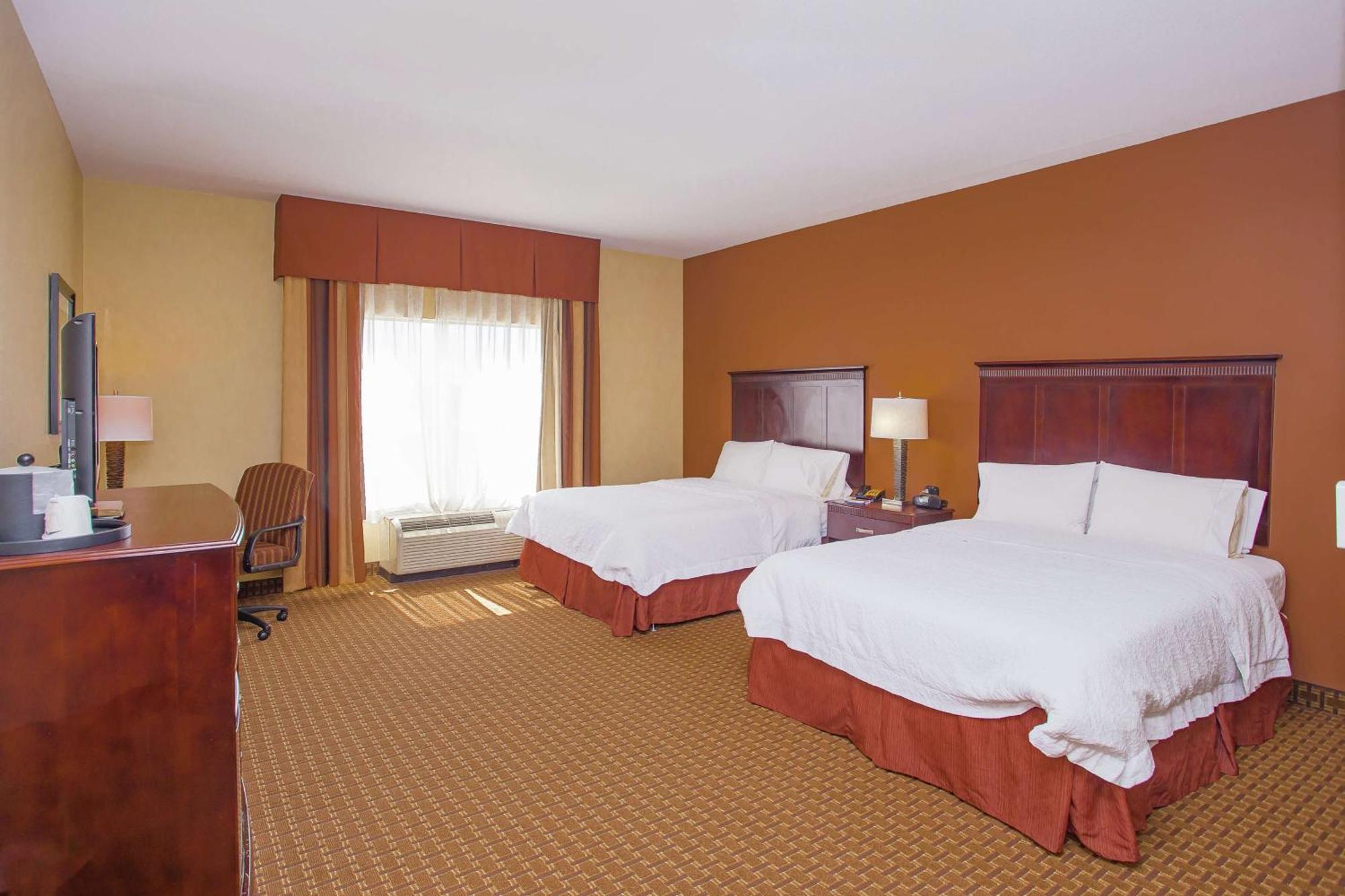 Hampton Inn & Suites Sevierville At Stadium Drive Кодак Экстерьер фото